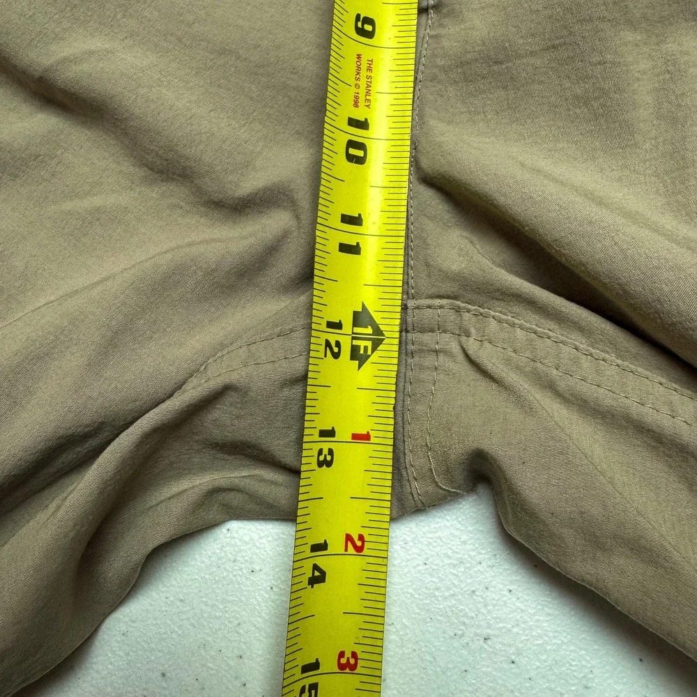 Columbia Pants Mens Medium 32L Khaki Titanium Omni-Shield Hiking Cargo‎ 34x32